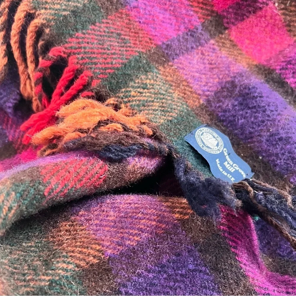 Green Grove Weavers Scotland Multi Color Plaid Tartan Wool Fringe Scarf Unisex